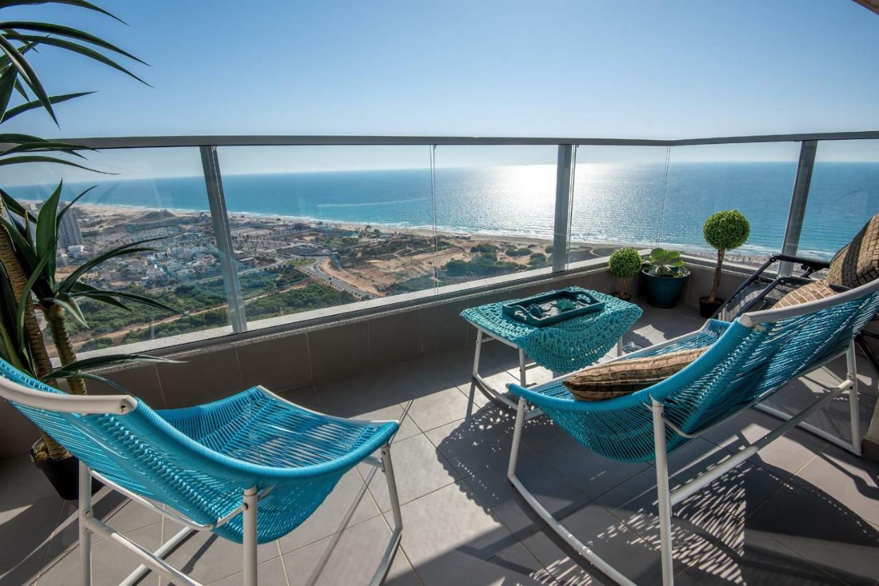 35Th Floor 4 Rooms On The Sea Bat Yam Exterior photo